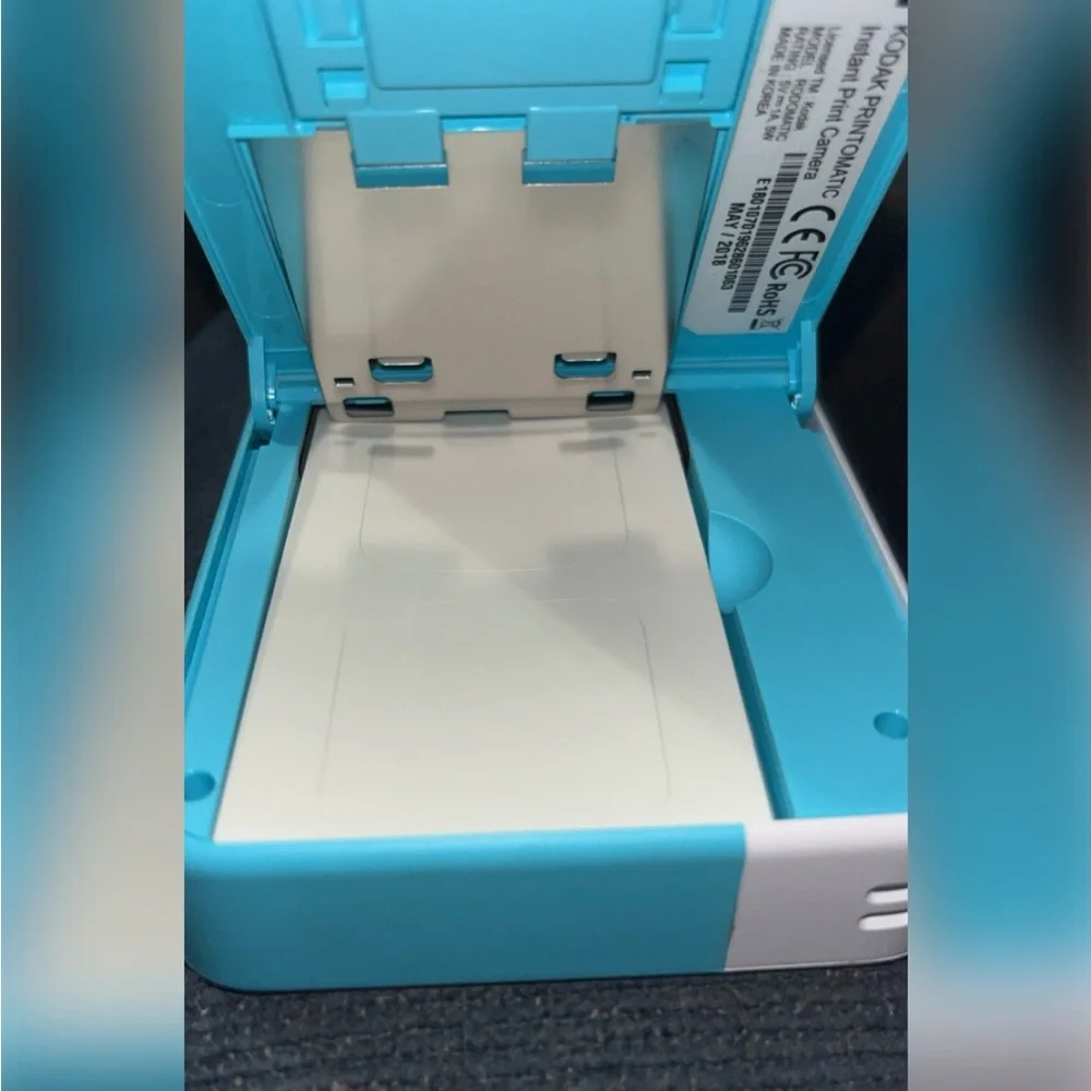 Kodak Printomatic Blue and White Instant Camera